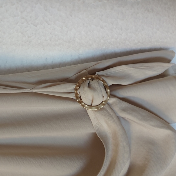 Adjustable Wrap Blouse - Picture 3 of 4